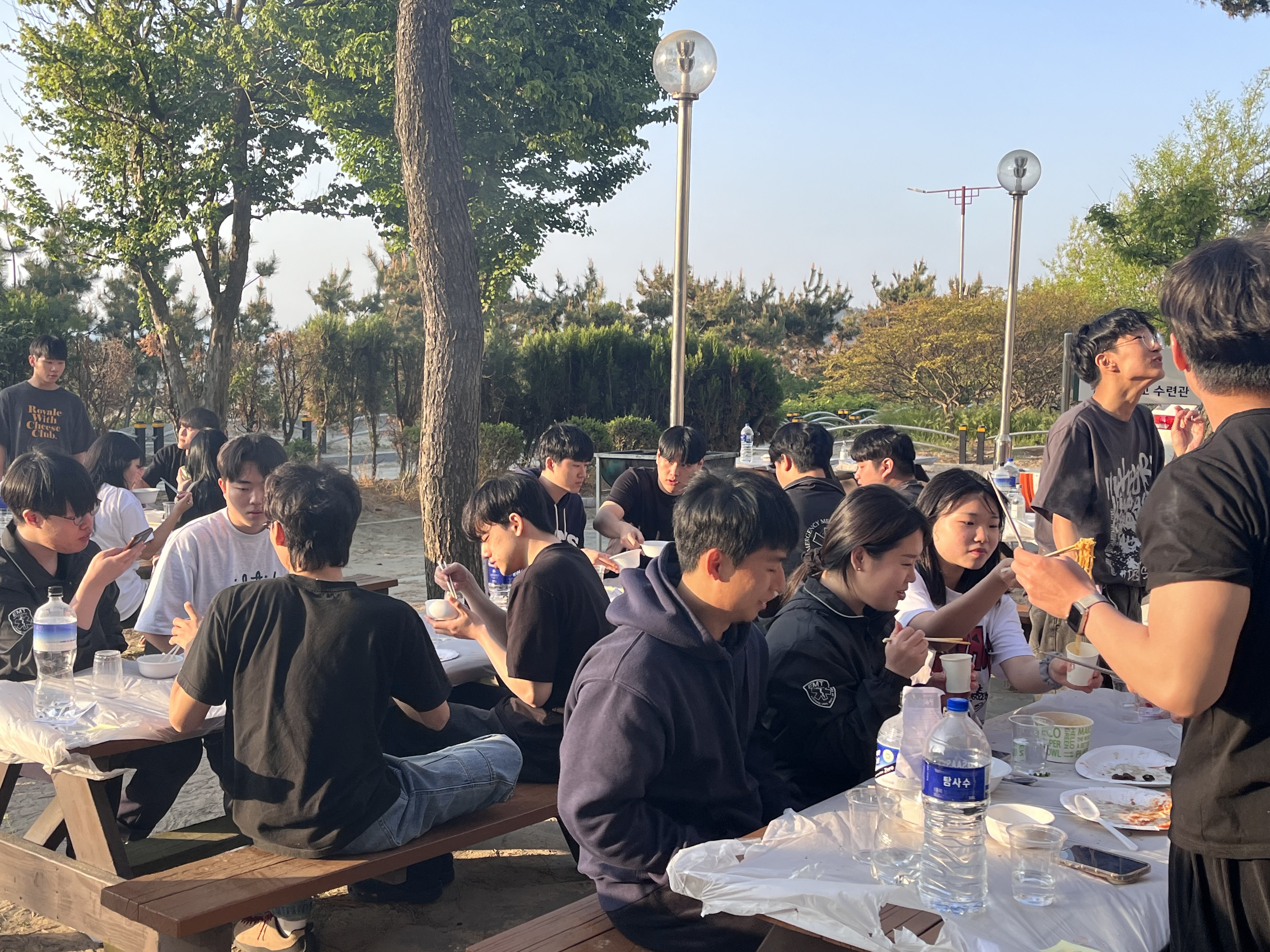 썸네일 사진