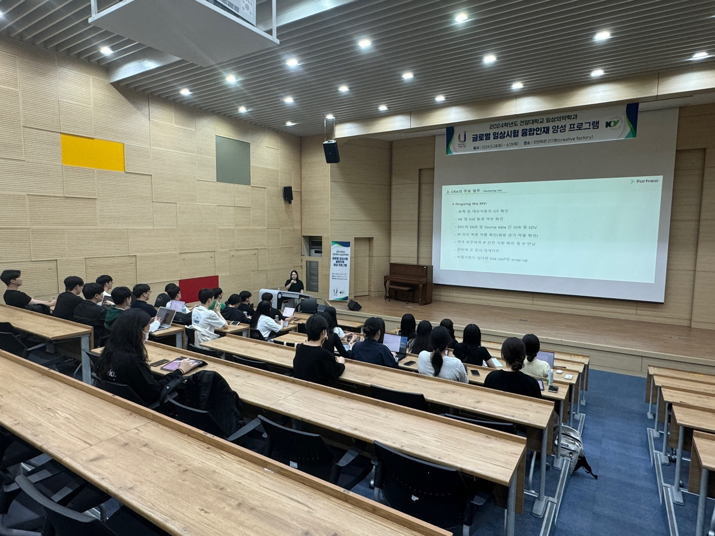 썸네일 사진