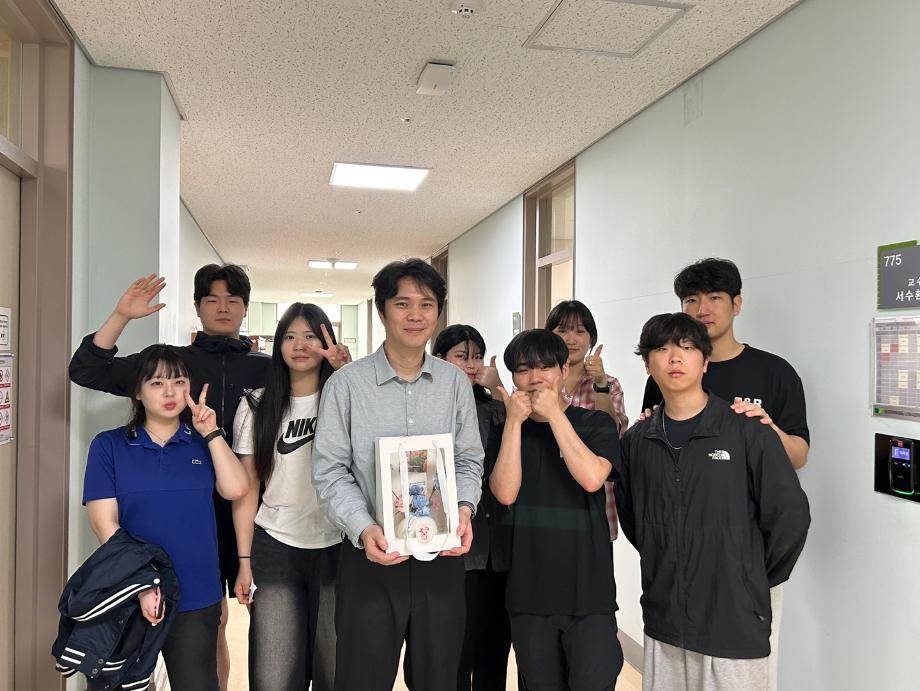 썸네일 사진